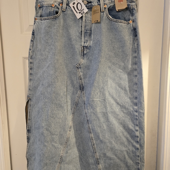 Levi's Light Blue Denim Skirt - Picture 7 of 7